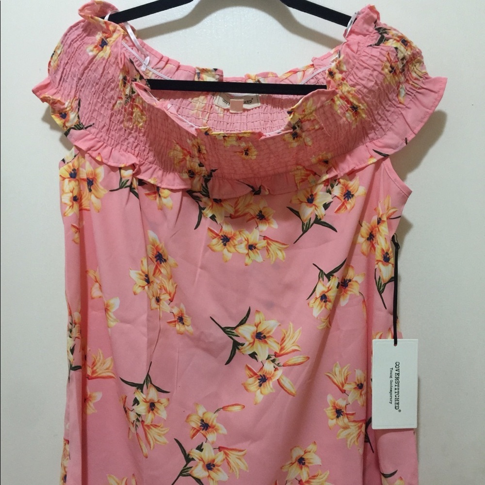 Coverstitched Smocked Off-the-Shoulder Top Womens Size M Peach Floral